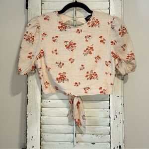 Anthropologie Bardot short sleeve crop top open back with tie ditzy floral XS